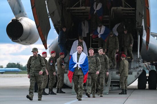 Russia Ukraine Military Operation POWs Exchange