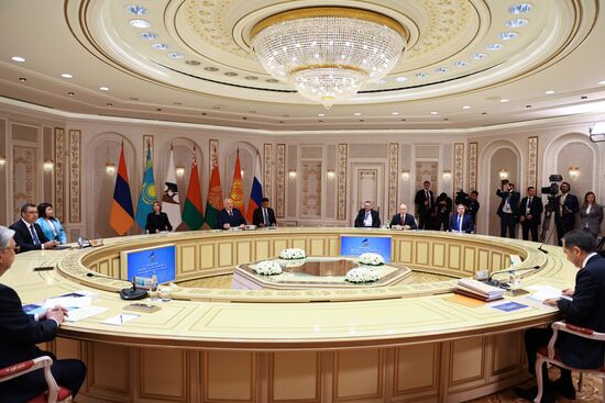Belarus Putin Supreme Eurasian Economic Council