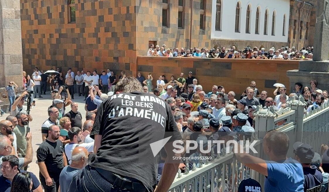 Armenia Religion Archbishop Detention