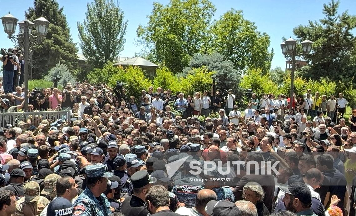 Armenia Religion Archbishop Detention