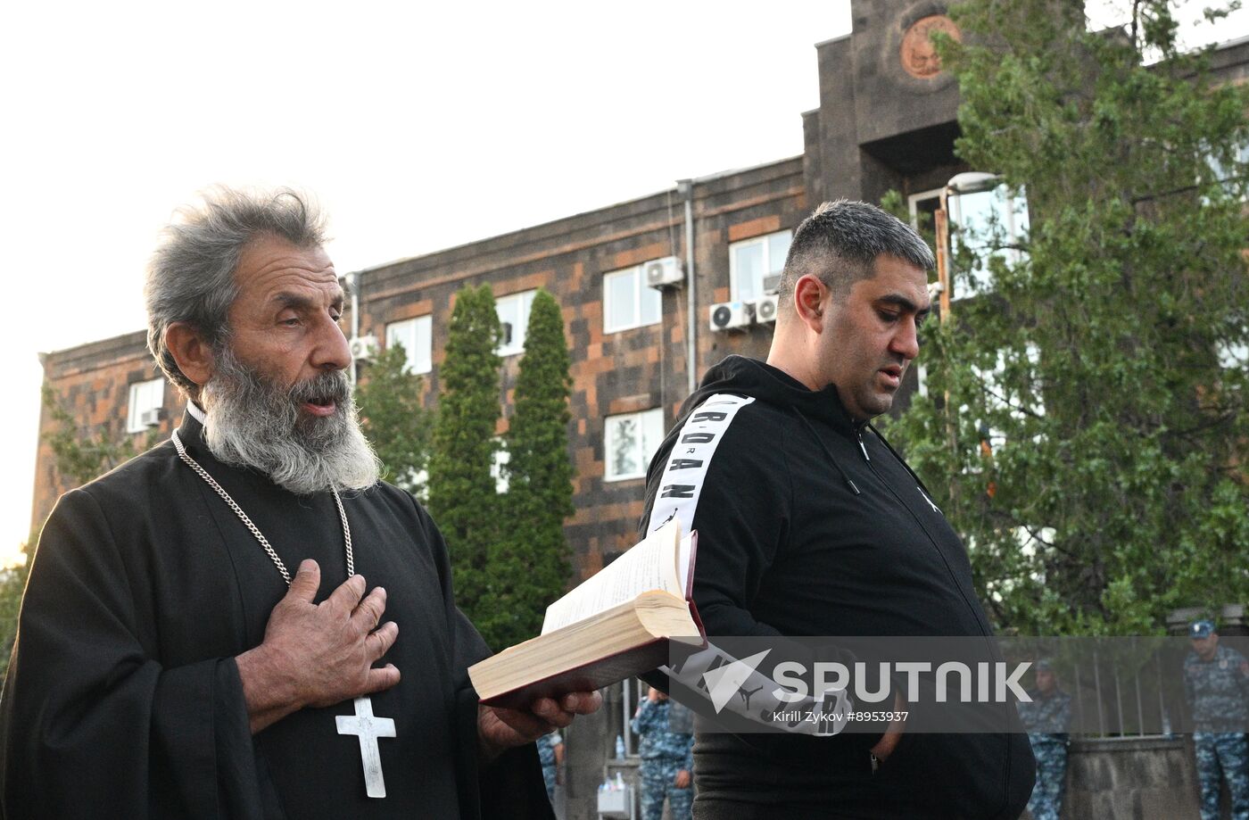 Armenia Religion Archbishop Detention