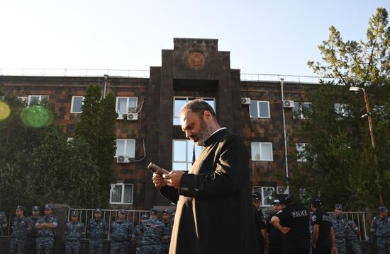Armenia Religion Archbishop Detention