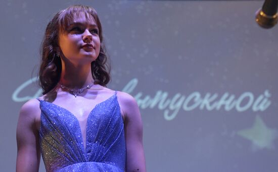 Russia School Graduation