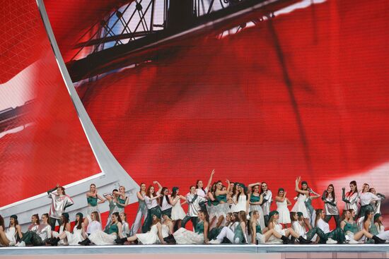 Russia Scarlet Sails Show