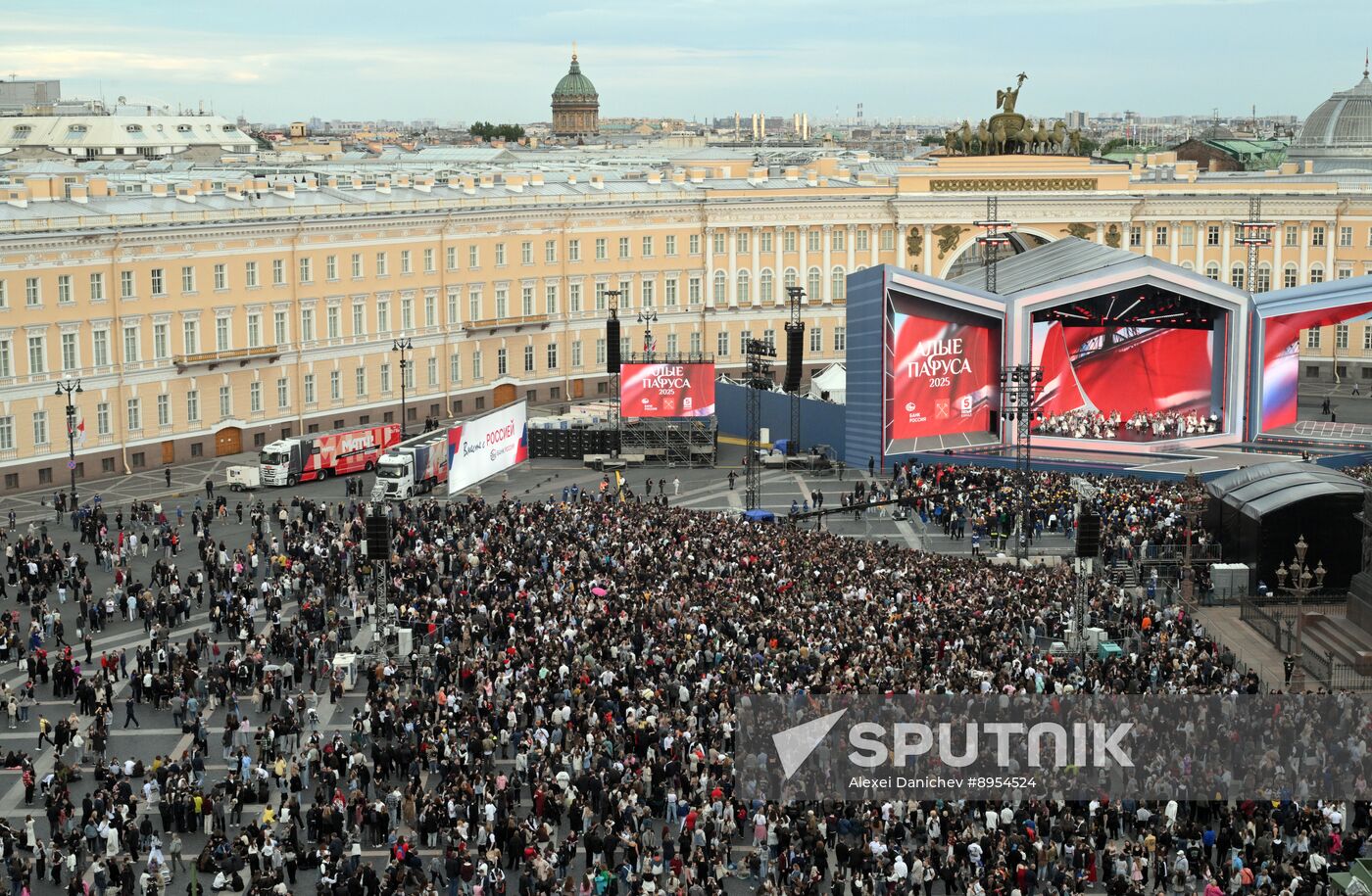 Russia Scarlet Sails Show
