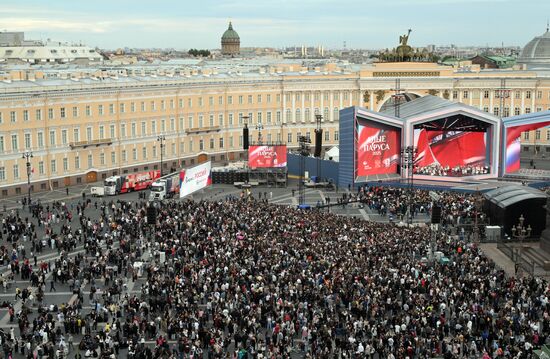 Russia Scarlet Sails Show