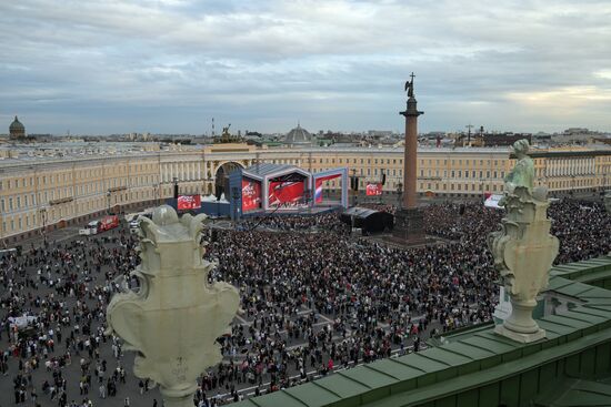 Russia Scarlet Sails Show