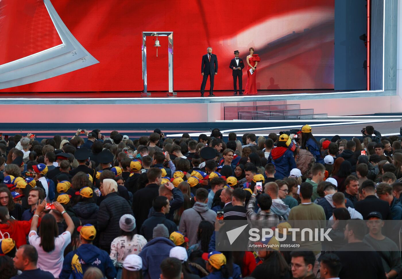 Russia Scarlet Sails Show