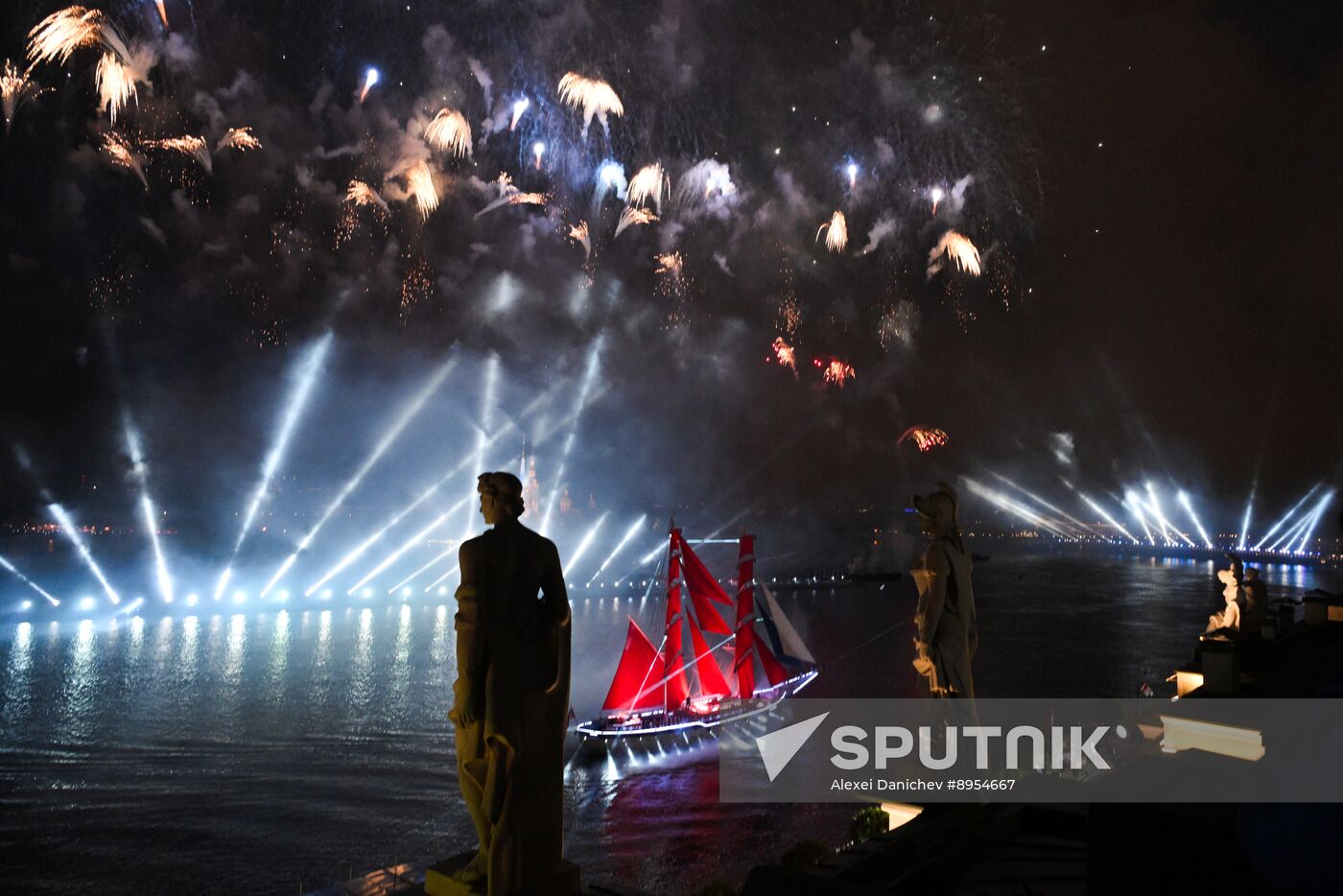 Russia Scarlet Sails Show