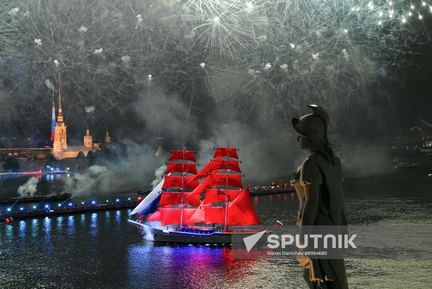 Russia Scarlet Sails Show