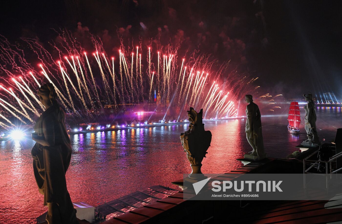 Russia Scarlet Sails Show