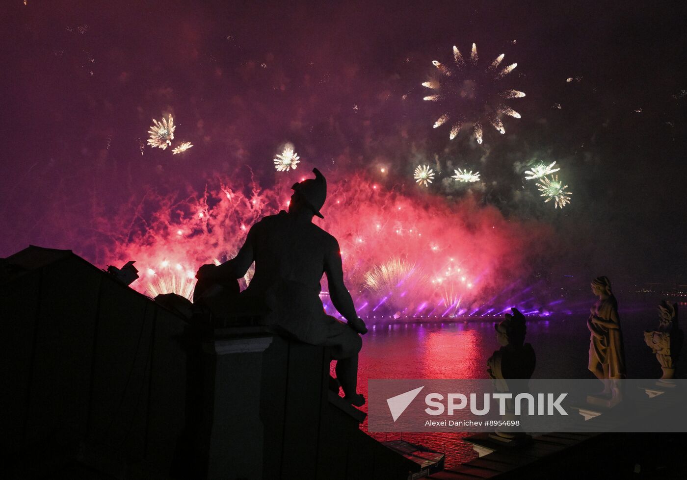 Russia Scarlet Sails Show