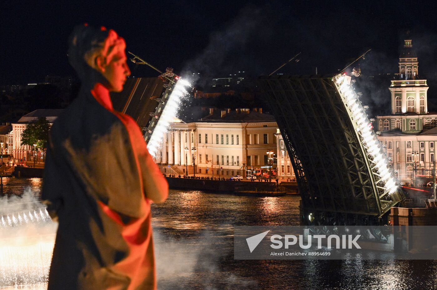 Russia Scarlet Sails Show