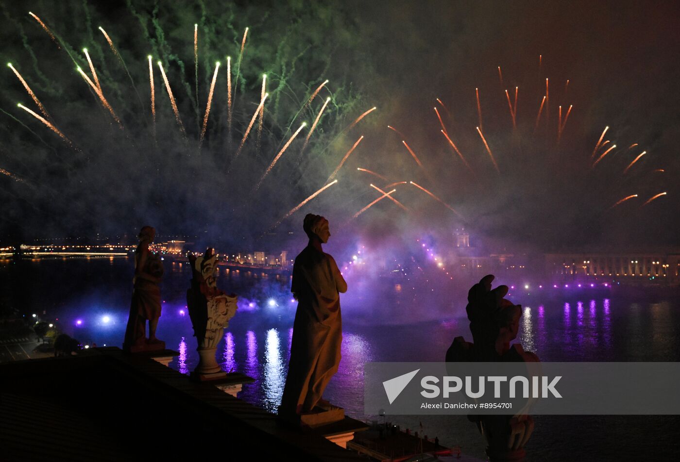 Russia Scarlet Sails Show
