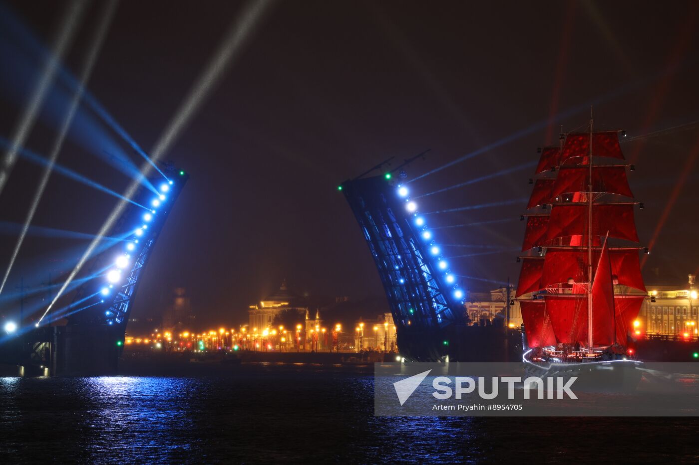 Russia Scarlet Sails Show