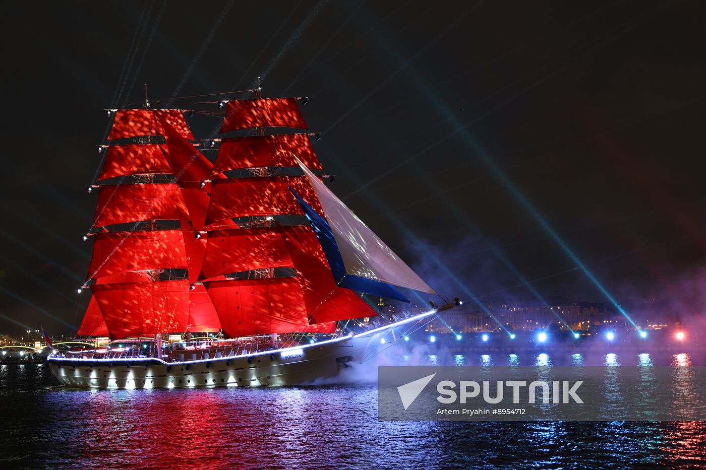 Russia Scarlet Sails Show