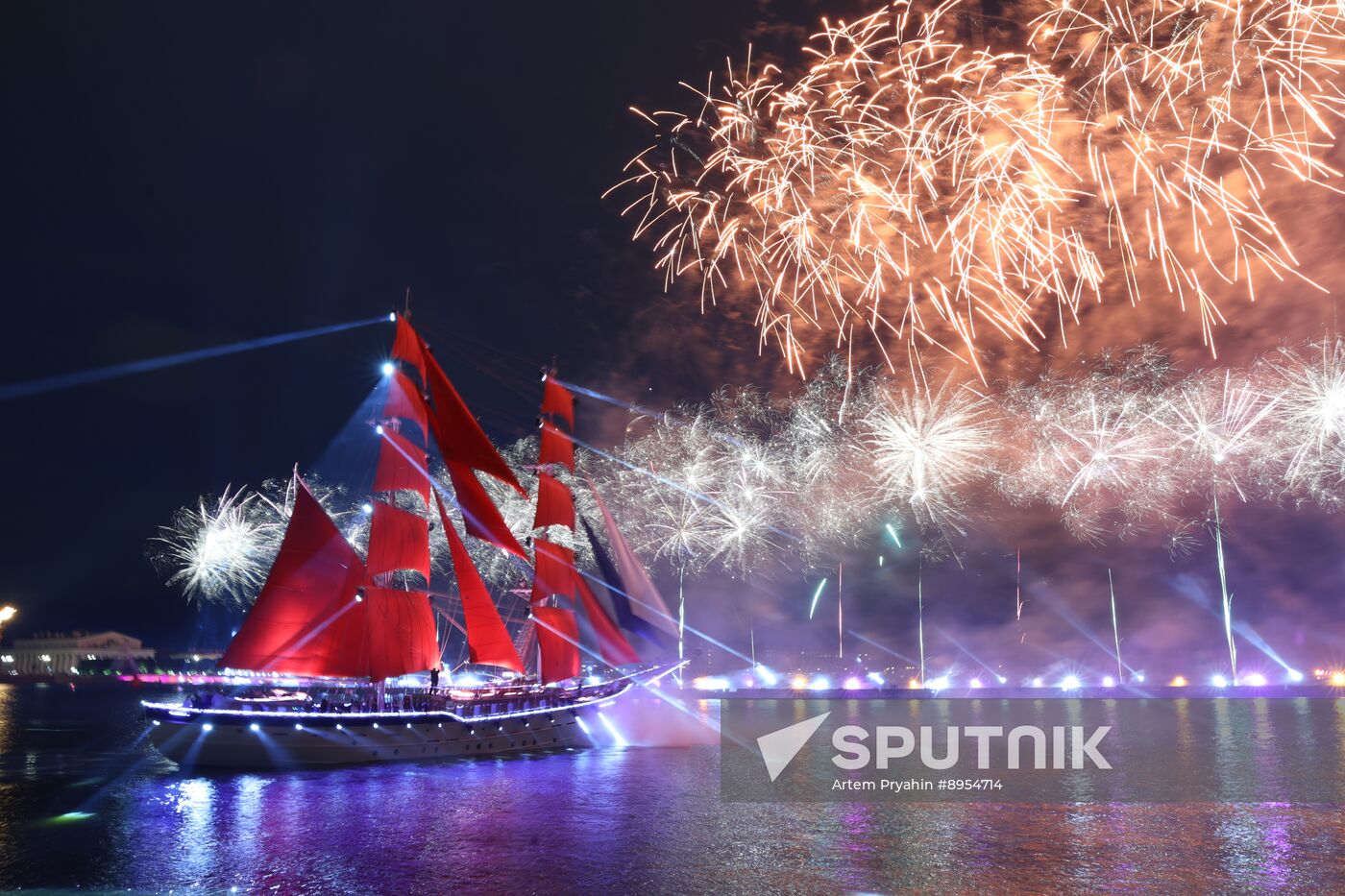 Russia Scarlet Sails Show