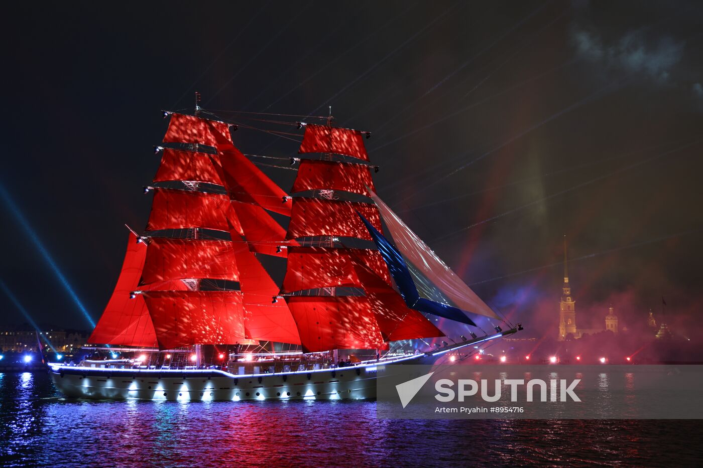 Russia Scarlet Sails Show