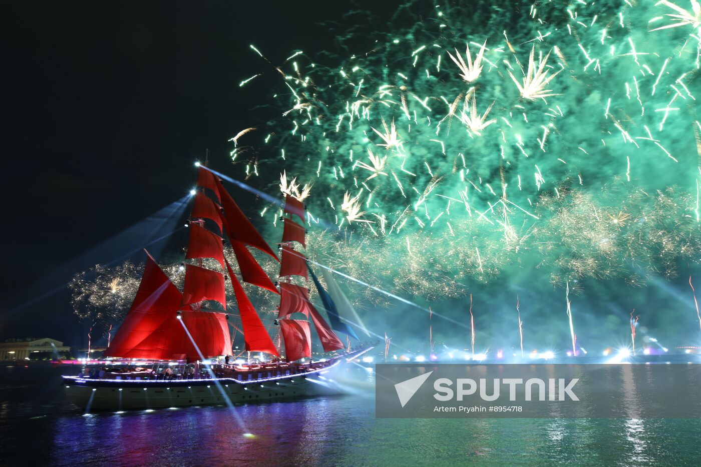 Russia Scarlet Sails Show