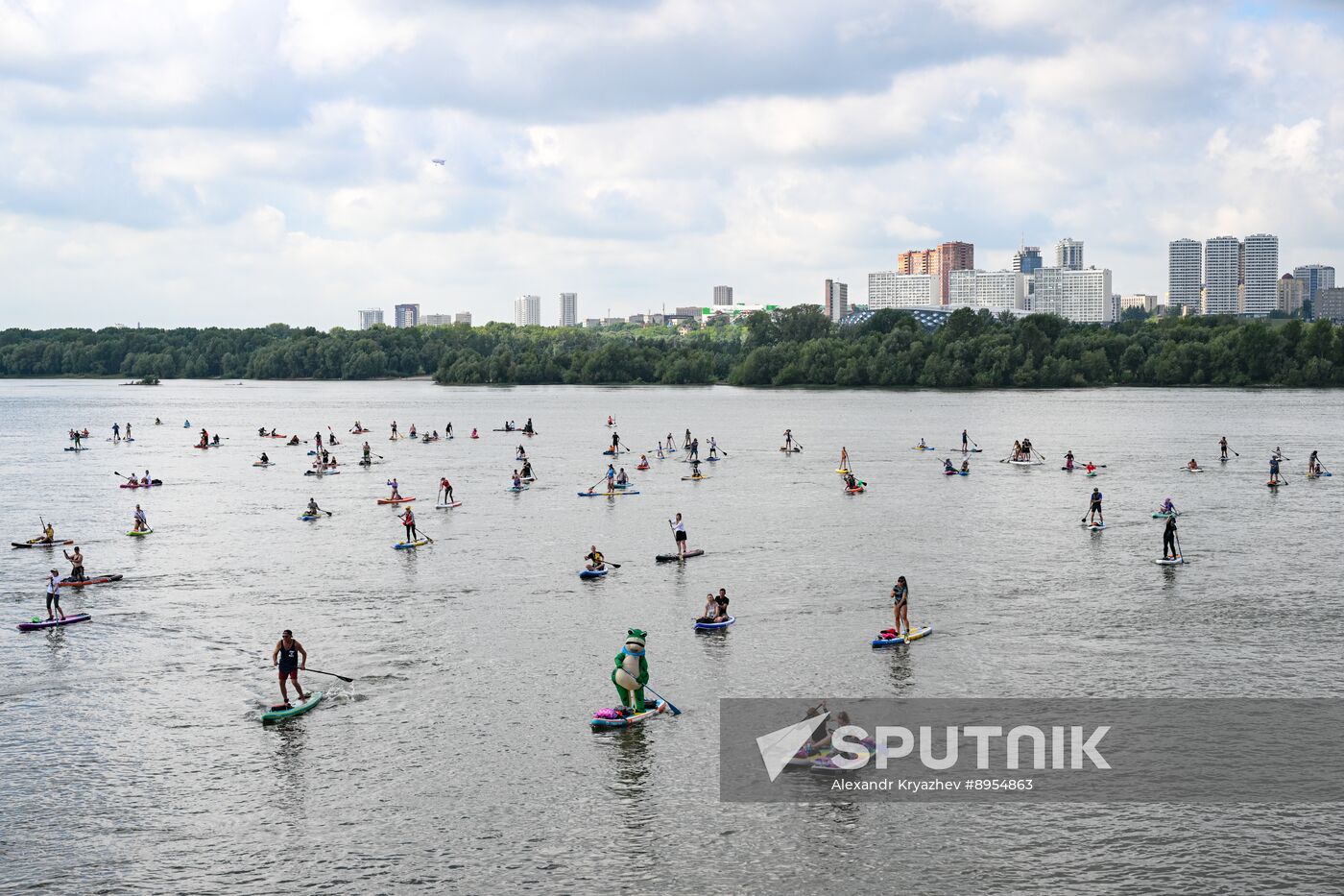 Russia SUP Surfing