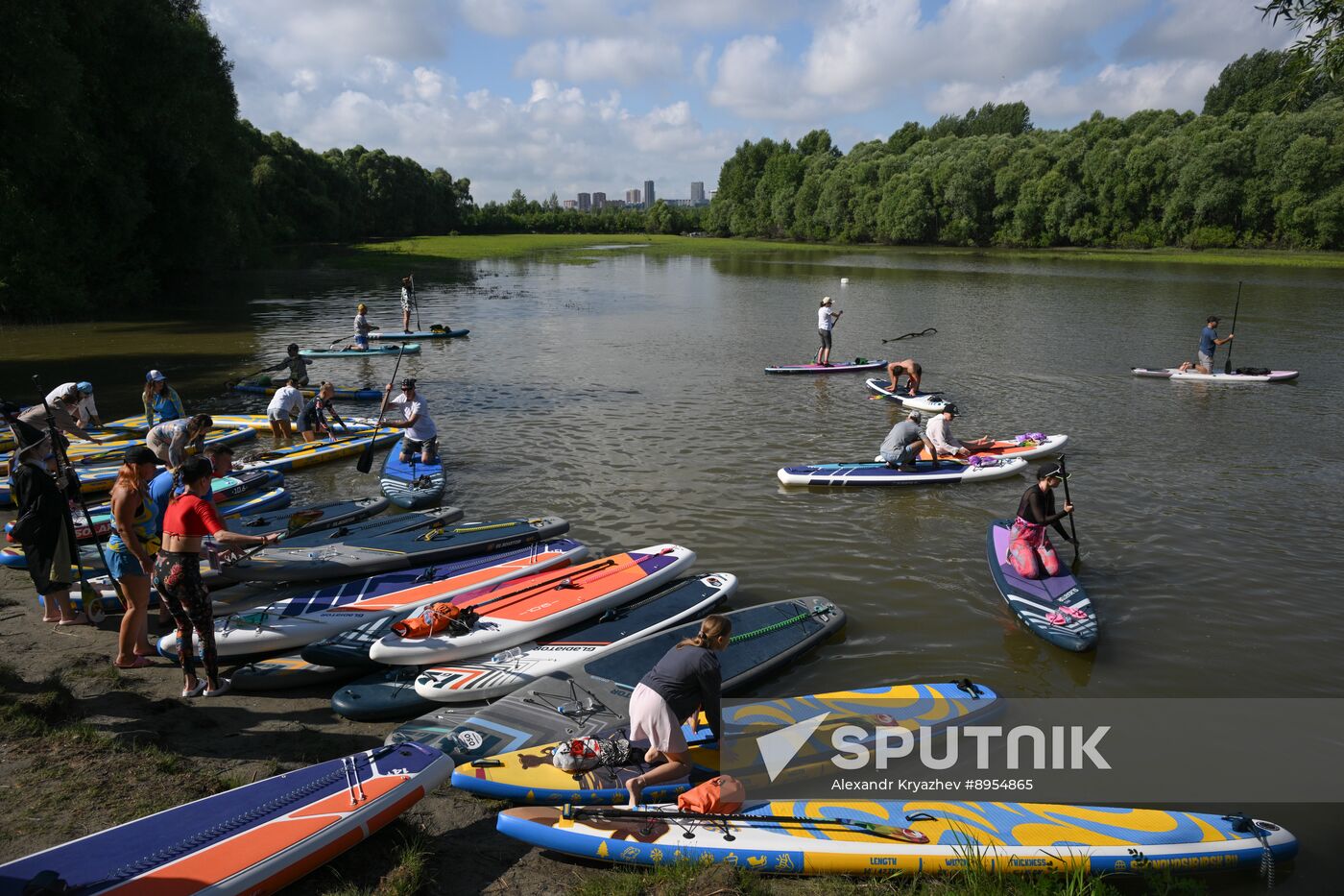 Russia SUP Surfing