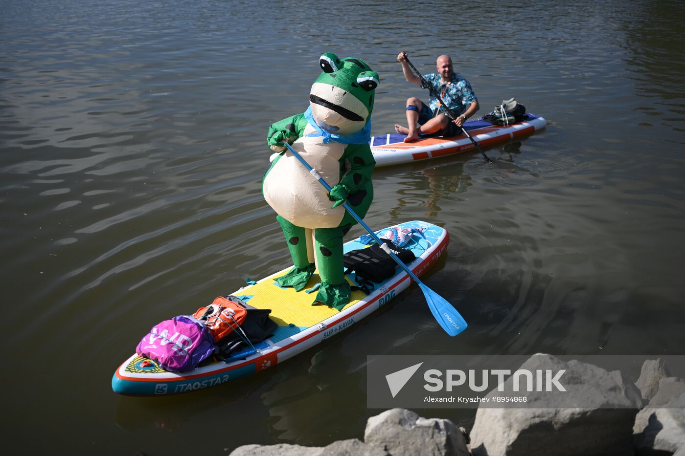 Russia SUP Surfing