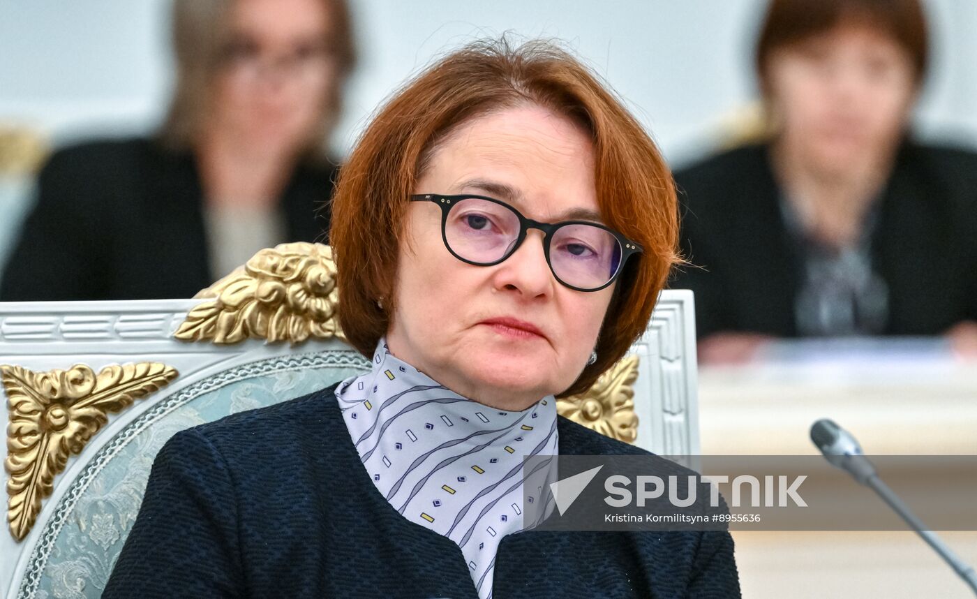 Russia Putin New Regions Socioeconomic Development