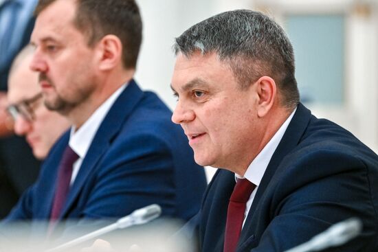 Russia Putin New Regions Socioeconomic Development