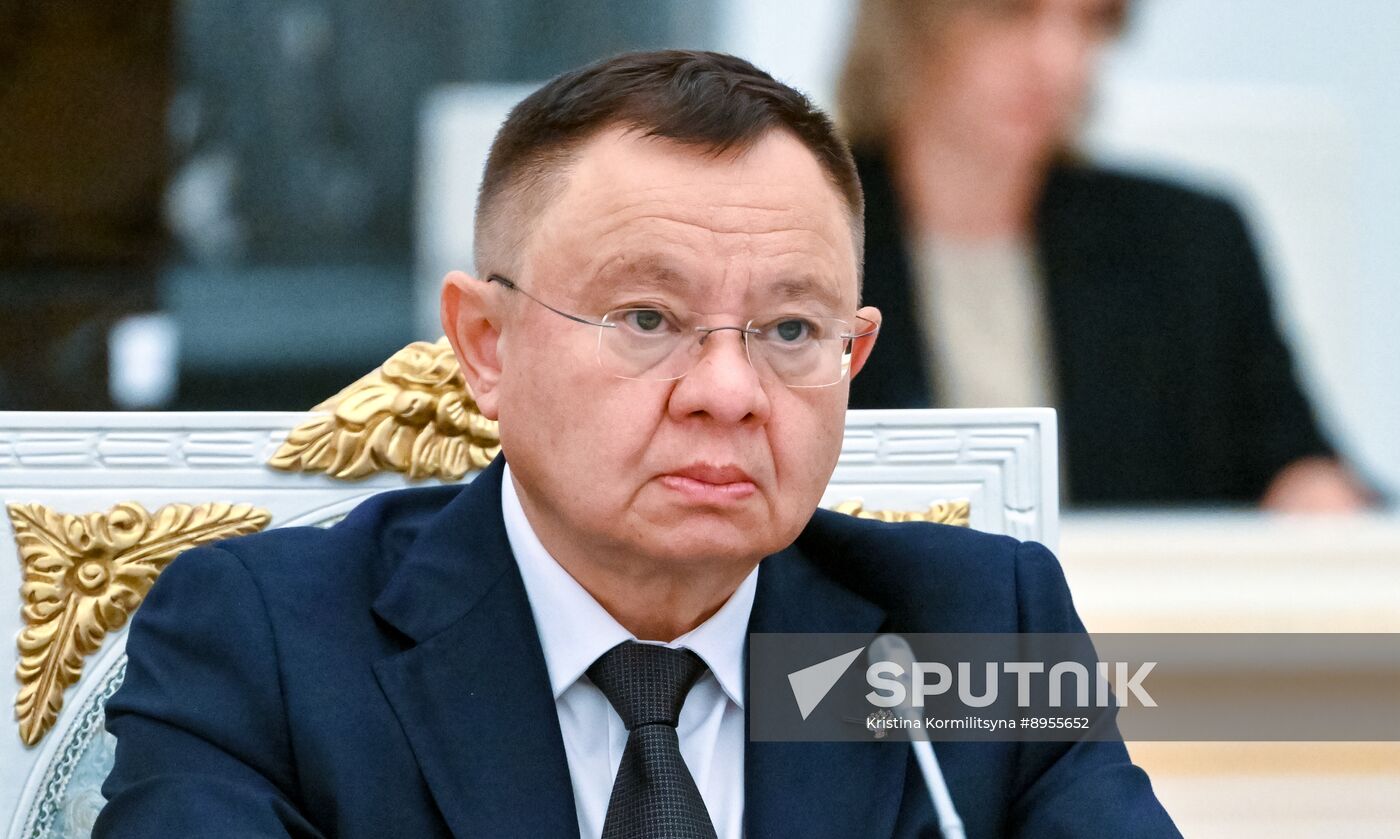 Russia Putin New Regions Socioeconomic Development