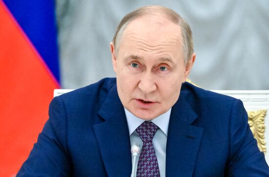 Russia Putin New Regions Socioeconomic Development