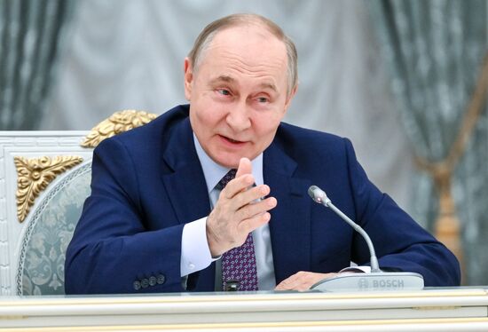 Russia Putin New Regions Socioeconomic Development