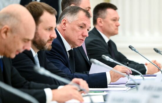 Russia Putin New Regions Socioeconomic Development