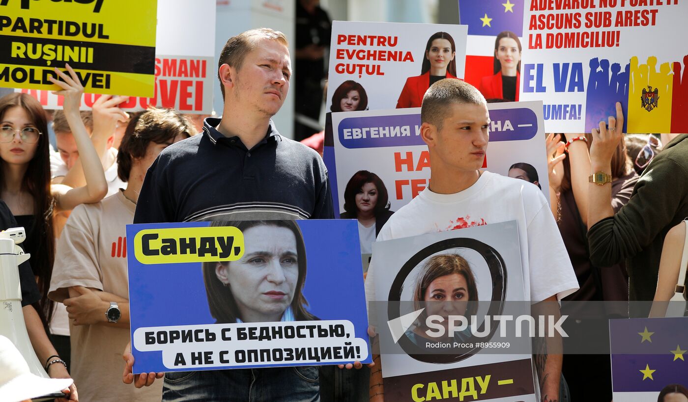 Moldova Gagauzia Head Trial