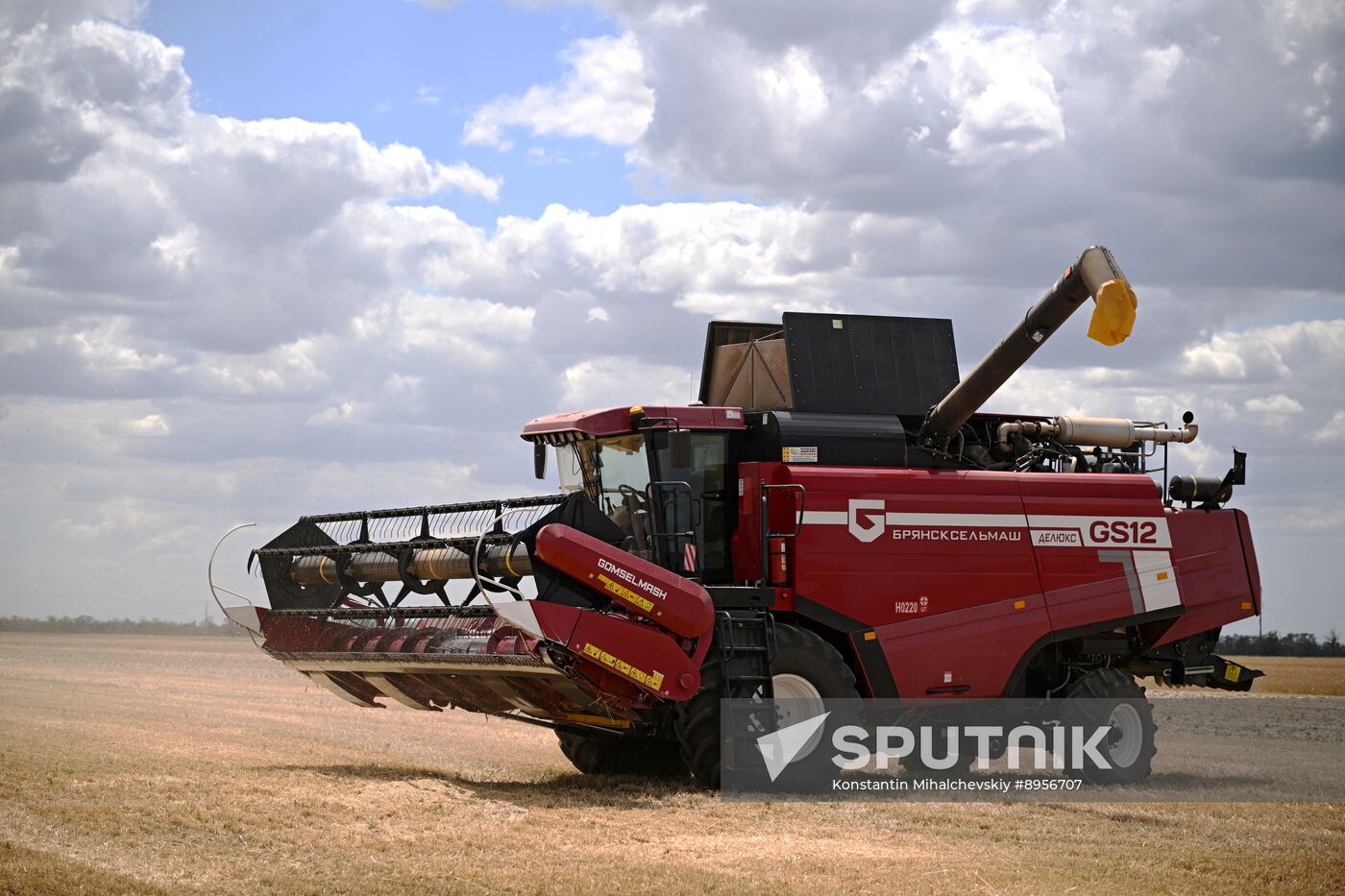 Russia Agriculture Wheat Harvesting