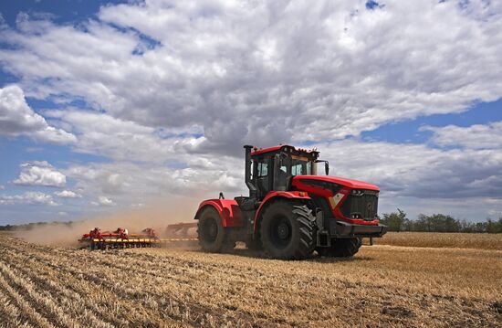 Russia Agriculture Wheat Harvesting