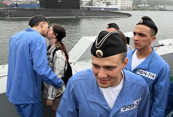 Russia Navy Submarine Returning