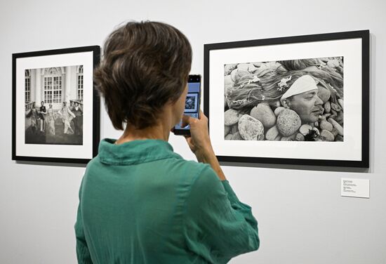 Russia Photography Plotnikov Exhibition
