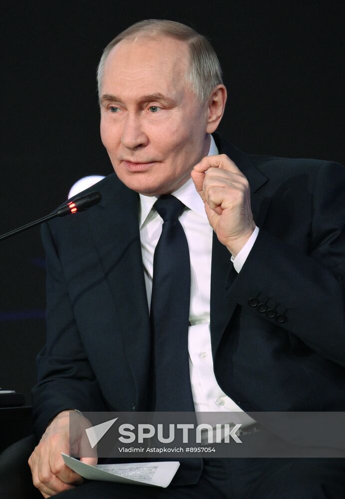 Russia Putin ASI Forum