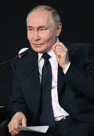 Russia Putin ASI Forum