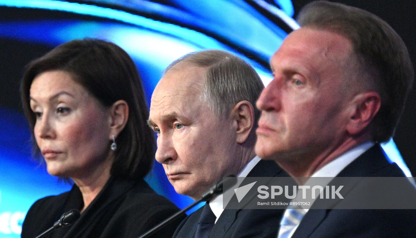 Russia Putin ASI Forum