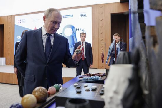 Russia Putin National Brands Exhibition