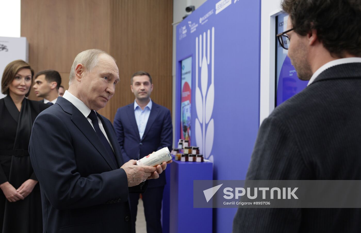 Russia Putin National Brands Exhibition