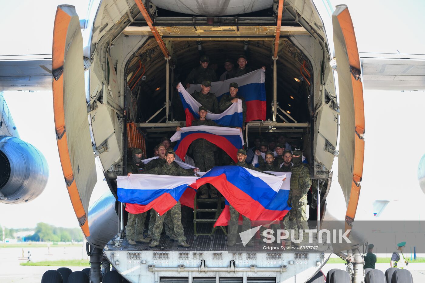 Russia Ukraine Military Operation POWs Exchange
