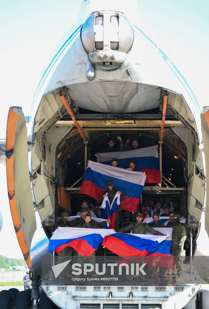 Russia Ukraine Military Operation POWs Exchange