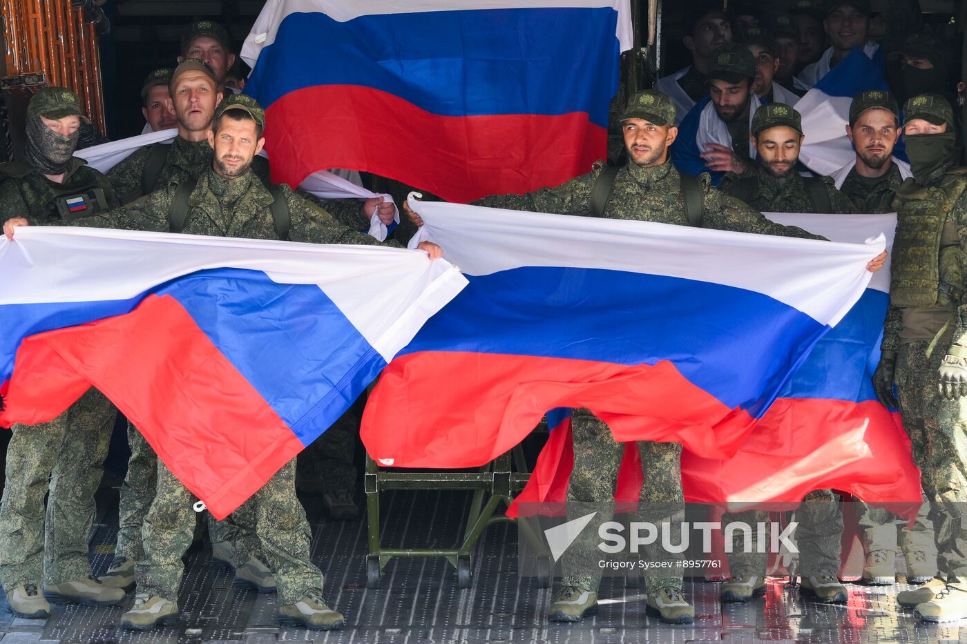 Russia Ukraine Military Operation POWs Exchange