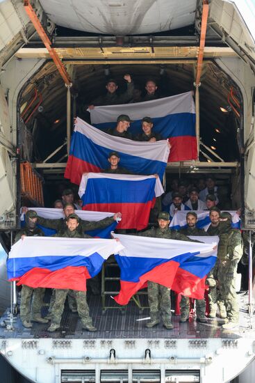 Russia Ukraine Military Operation POWs Exchange