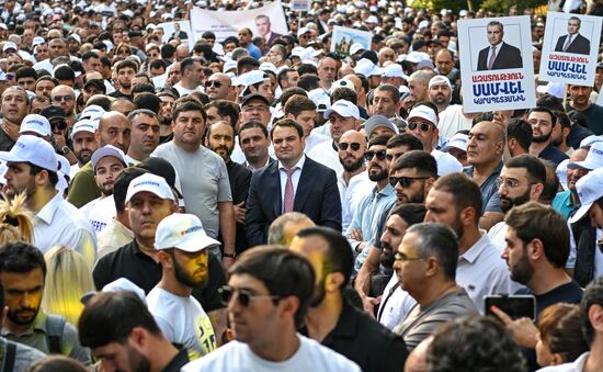 Armenia Tashir Group Head Lawsuit