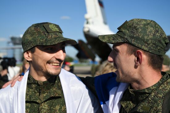 Russia Ukraine Military Operation POWs Exchange
