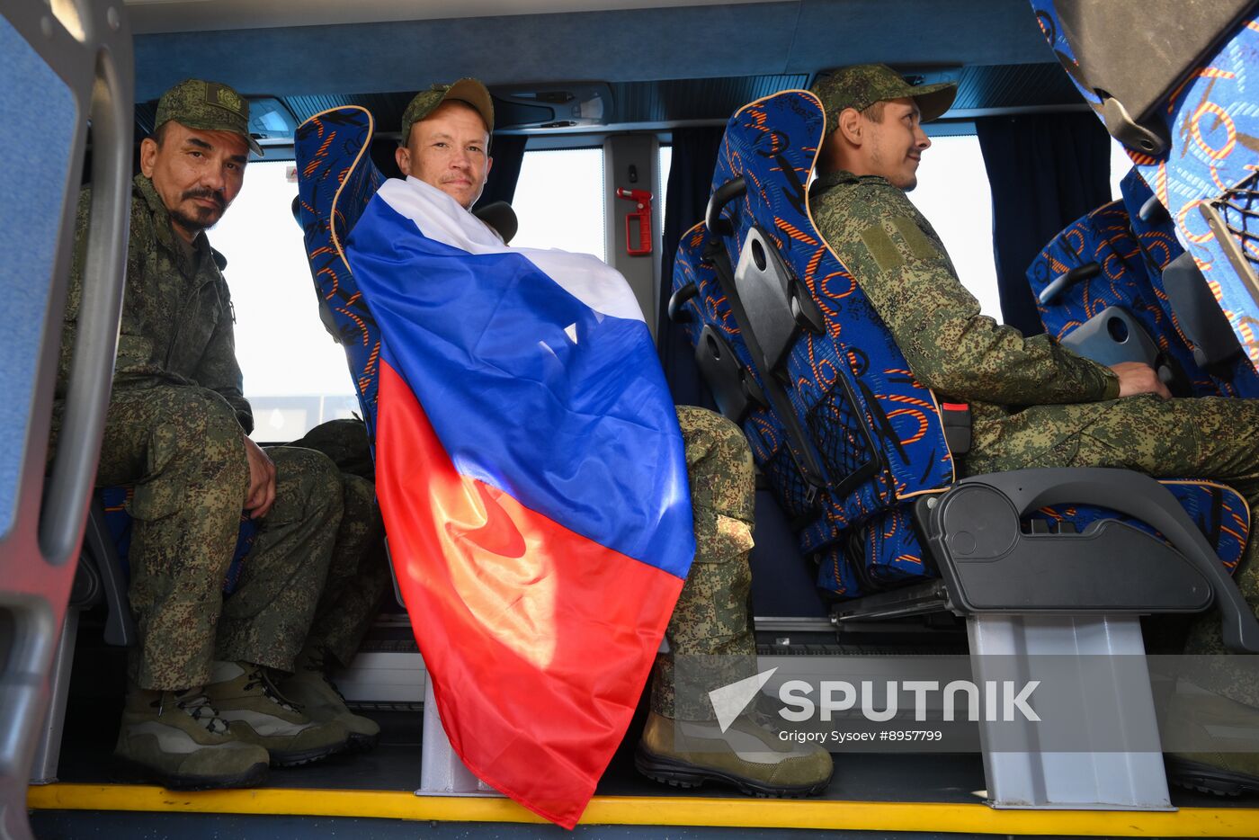 Russia Ukraine Military Operation POWs Exchange