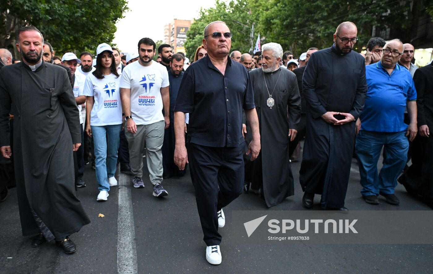 Armenia Tashir Group Head Lawsuit